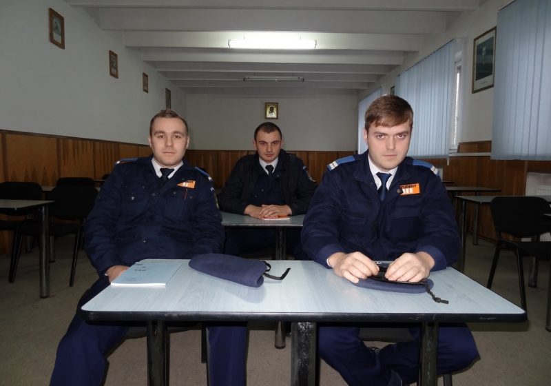 Baia Mare: Studenţi în practică la Jandarmeria Maramureş