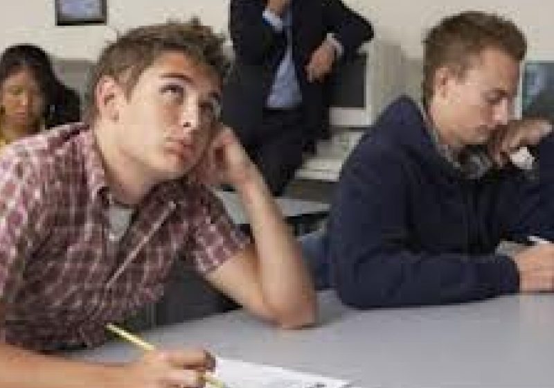 BACALAUREAT CU TAXĂ: Candidaţii care au susţinut de două ori examenul fără a promova nicio probă vor plăti