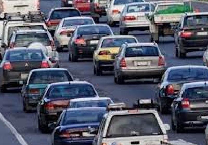 TIMBRUL DE MEDIU pentru maşini, avizat de Guvern. Cât vor plăti şoferii din 15 martie în funcţie de nivelul de poluare al autovehiculelor