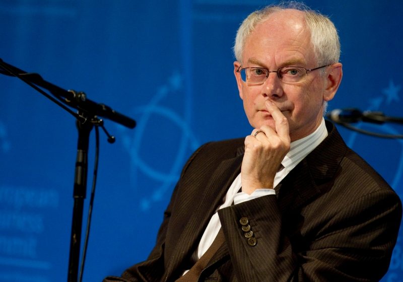 Van Rompuy va propune alocarea mai multor miliarde de euro pentru tinerii şomeri din UE Van Rompuy va propune alocarea mai multor miliarde de euro pentru tinerii şomeri din UE