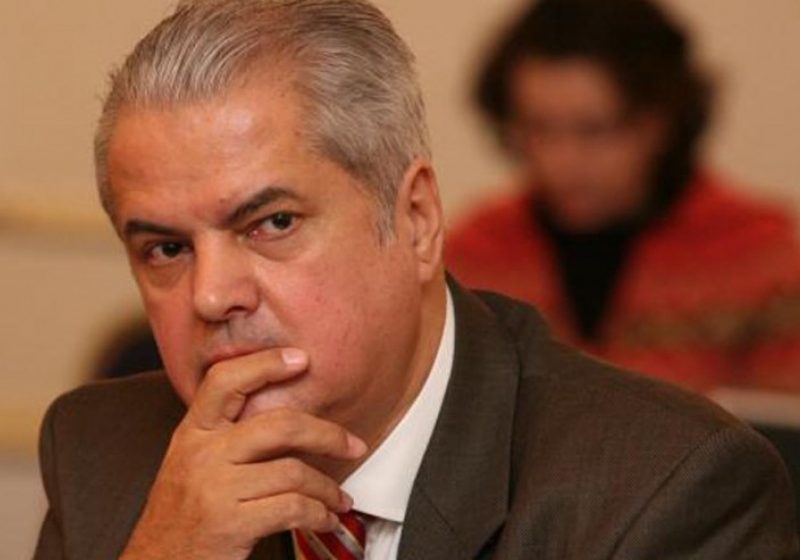 Adrian Năstase, la Tribunalul Bucureşti, care va decide definitiv dacă va fi eliberat