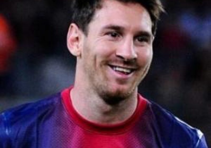 Fotbal: Lionel Messi, mândru de noul Papă argentinian