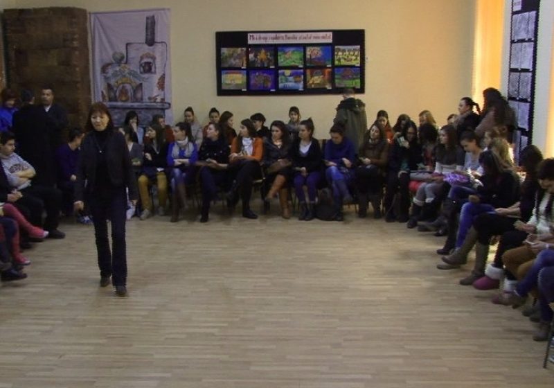 Liceul Taras Sevcenko a fost astăzi gazda Cercului literar "Lecturiada Sigheteană"