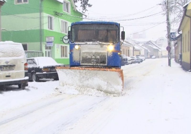 Ninsori abundente în martie: Anomaliile naturii se permanentizează din cauza schimbărilor climatice