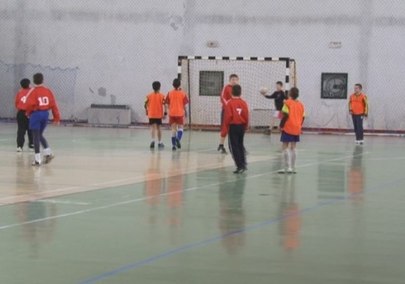 SIGHET: Elevii Şcolii „George Coşbuc" s-au calificat la etapa judeţeană la fotbal