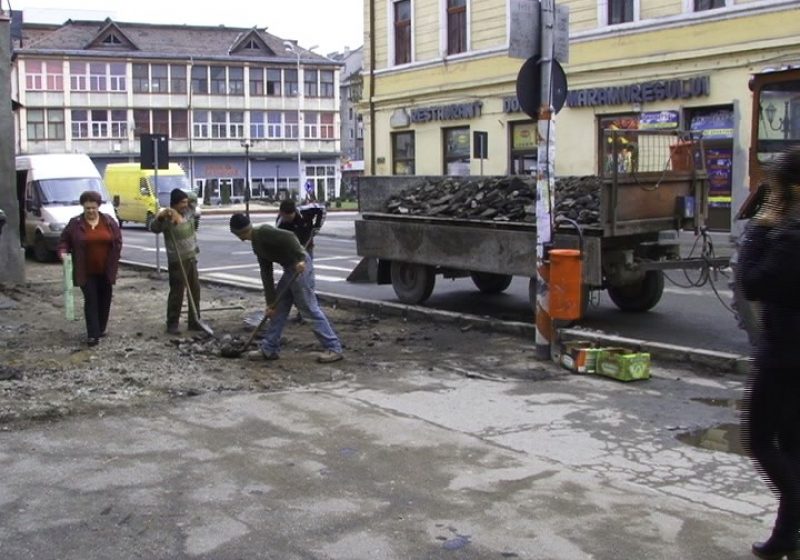 Sighet: Lucrări la trotuarele de pe strada Traian