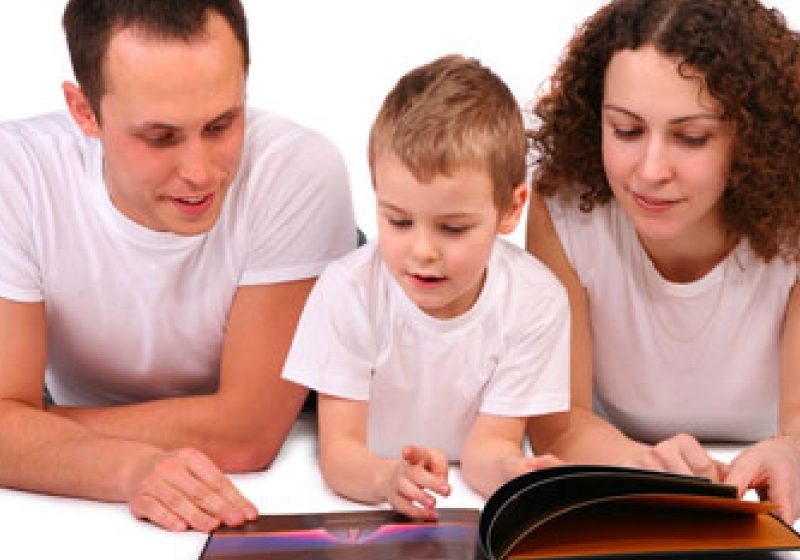 STUDIU: Aproximativ 40% din inteligenţa unui copil este moştenită STUDIU: Aproximativ 40% din inteligenţa unui copil este moştenită
