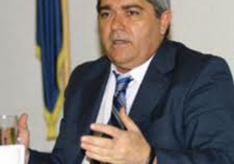 Fostul director general al AMPOS Mediu Adrian Mîndroiu, reţinut pentru fapte de corupţie