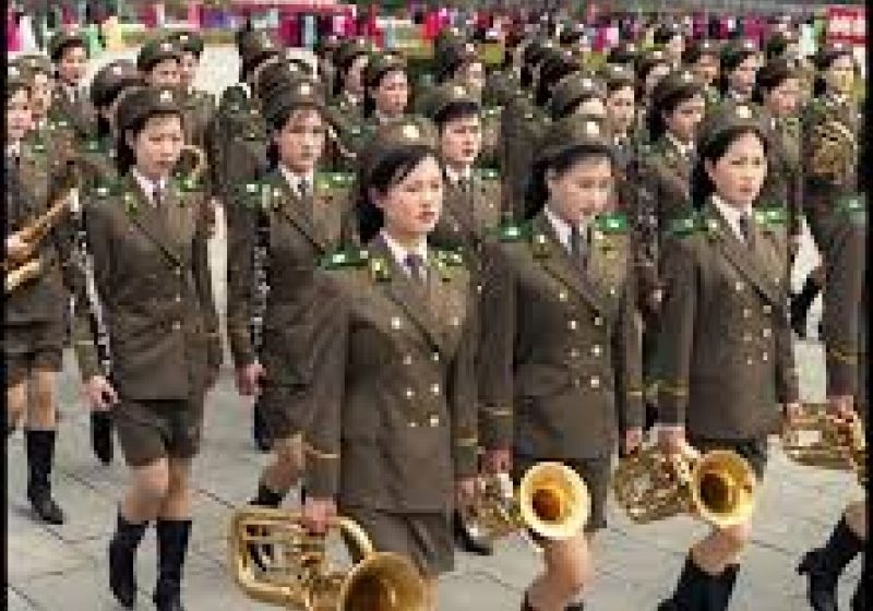 ARMATA PE TOCURI. Cum se pregătesc femeile militar din Coreea de Nord pentru luptă