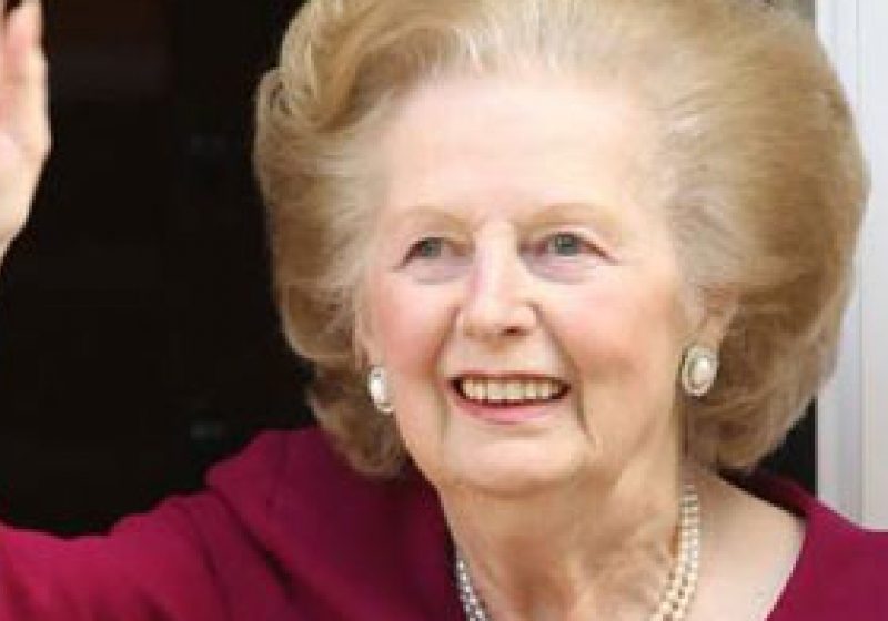 Blaga, Flutur şi Turcan au semnat în Cartea de condoleanţe deschisă în memoria lui Margaret Thatcher. Blaga: "Thatcher a fost un simbol al lupţii împotriva comunismului" Blaga, Flutur şi Turcan au semnat în Cartea de condoleanţe deschisă în memoria lui Margaret Thatcher. Blaga: "Thatcher a fost un simbol al lupţii împotriva comunismului"
