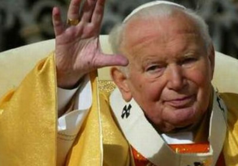 Cea mai mare statuie a Papei Ioan Paul al II-lea a fost ridicată în Polonia