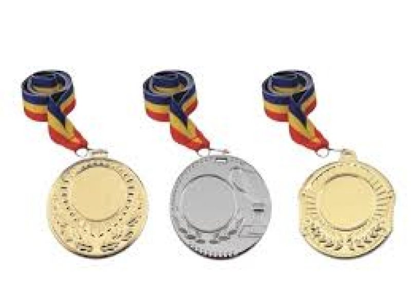 CINCI MEDALII într-o singură zi pentru România: Larisa Iordache a luat AURUL. Alte trei medalii de ARGINT şi un BRONZ pentru Iordache, Bulimar şi Koczi CINCI MEDALII într-o singură zi pentru România: Larisa Iordache a luat AURUL. Alte trei medalii de ARGINT şi un BRONZ pentru Iordache, Bulimar şi Koczi