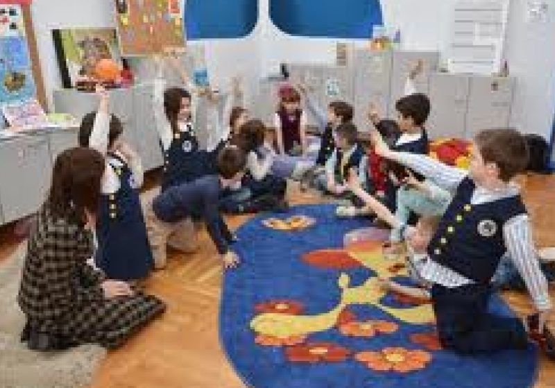 CLASA PREGĂTITOARE şi CLASA I. Peste 9.500 de cereri de înscriere până la ora 12.00 CLASA PREGĂTITOARE şi CLASA I. Peste 9.500 de cereri de înscriere până la ora 12.00