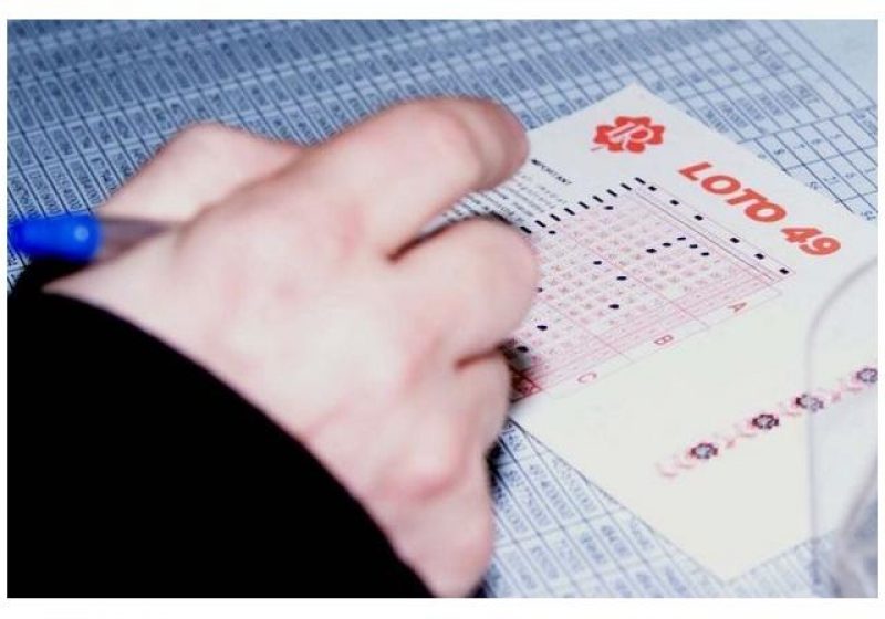 Marele premiu la jocul Loto 6/49 depăşeşte 25,1 milioane de lei Marele premiu la jocul Loto 6/49 depăşeşte 25,1 milioane de lei