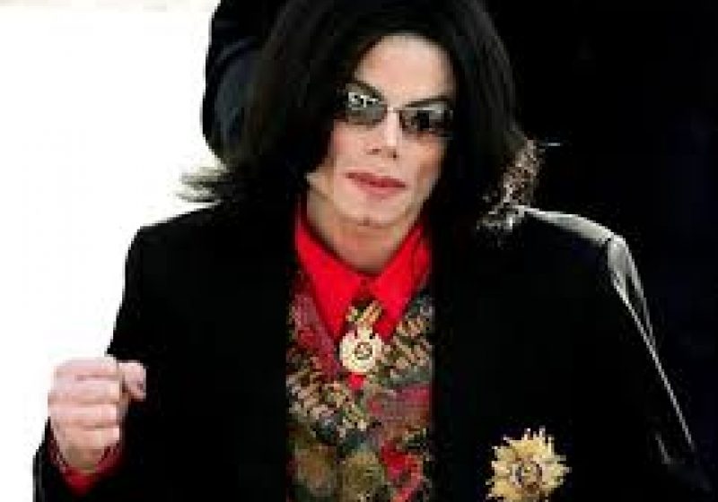 Michael Jackson se temea că va fi împuşcat mortal pe scenă Michael Jackson se temea că va fi împuşcat mortal pe scenă