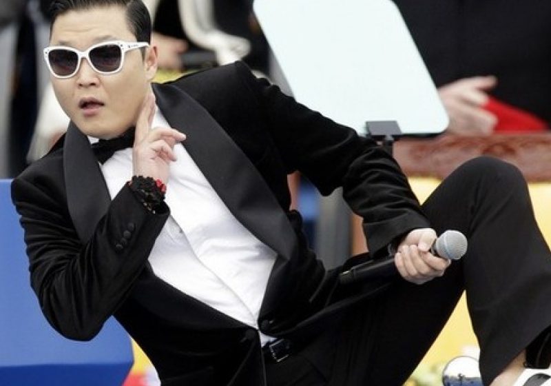 Noua melodie a cântăreţului sud-coreean PSY a devenit hit pe internet la 24 de ore de la lansare