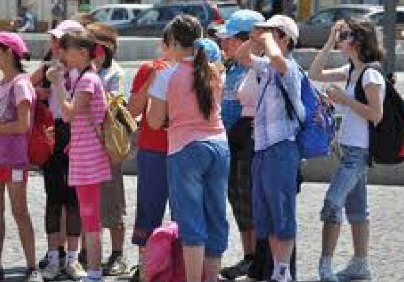 Bolile psihice la copii: Disperarea cu care părinţii obligă copiii să înveţe, printre primele cinci cauze