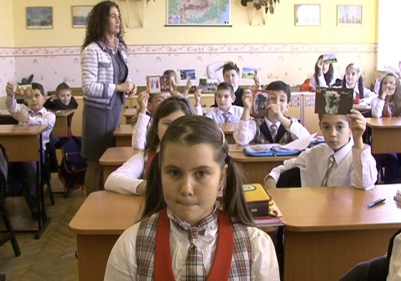 Prima etapă de înscriere în învăţământul primar începe marţi Prima etapă de înscriere în învăţământul primar începe marţi