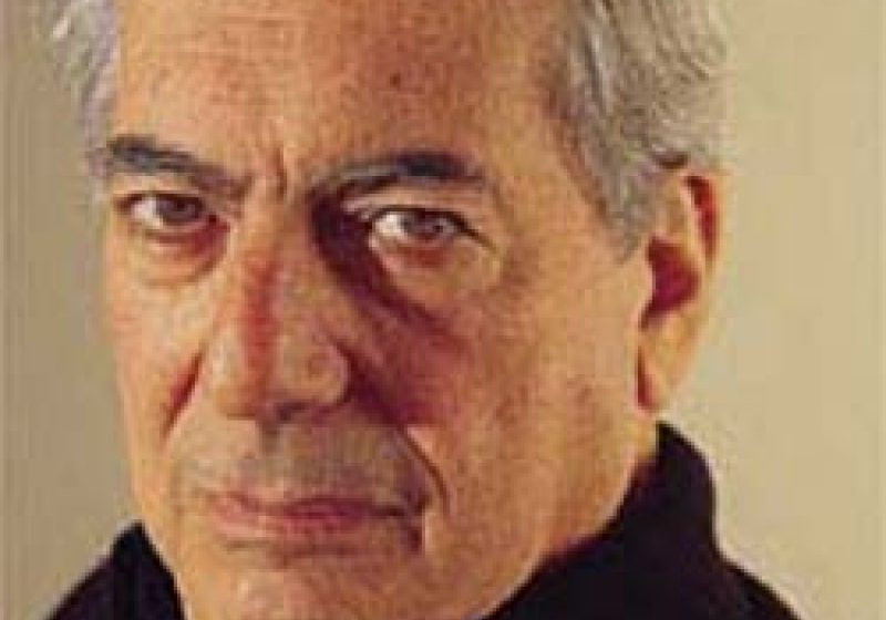 Scriitorul Mario Vargas Llosa şi-a sărbătorit cei 77 de ani la altitudinea de 3,3 km