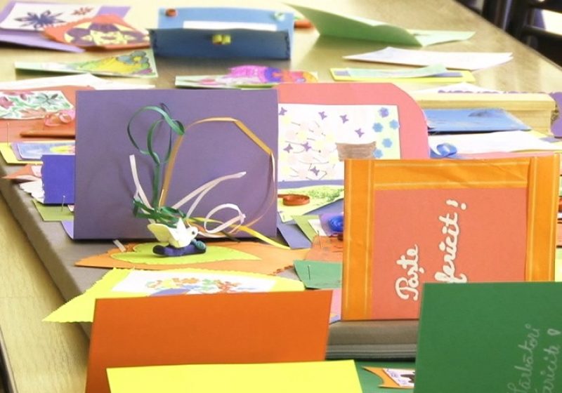 Sighet: Aproximativ 300 de felicitări  "dăruite din suflet"