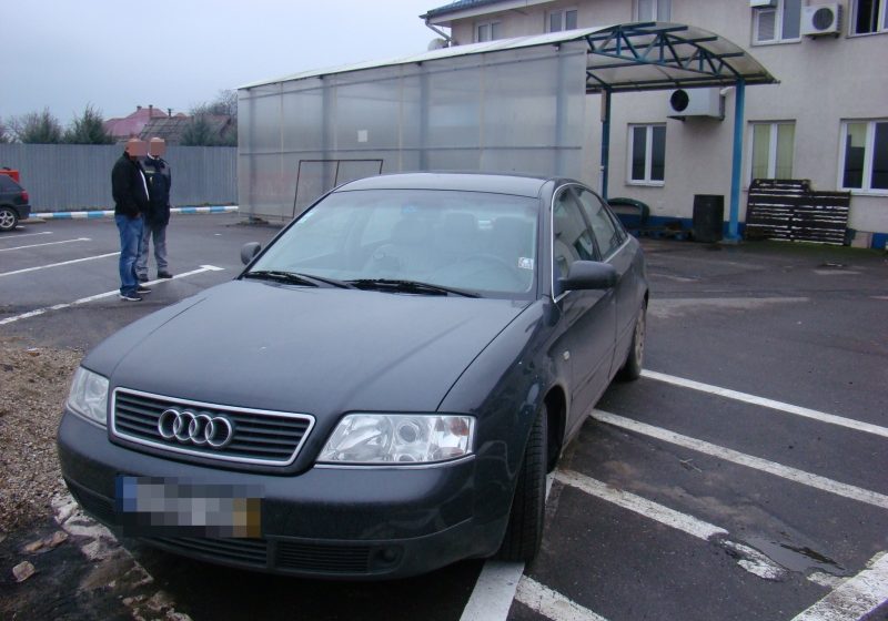 SIGHET: Audi A6, furat din Portugalia, depistat în Punctul de Trecere a Frontierei Sighet SIGHET: Audi A6, furat din Portugalia, depistat în Punctul de Trecere a Frontierei Sighet