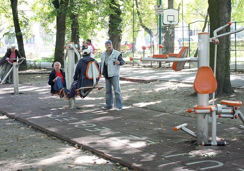 SIGHET: Orăşelul Copiilor şi aparate de fitness la Grădina Morii