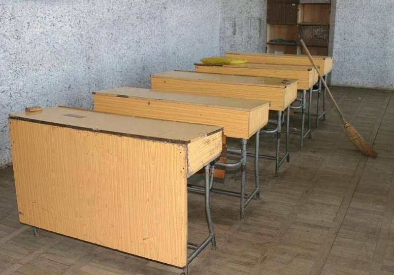 Baia Mare: Doar jumătate din unităţile şcolare din judeţ deţin autorizaţie sanitară