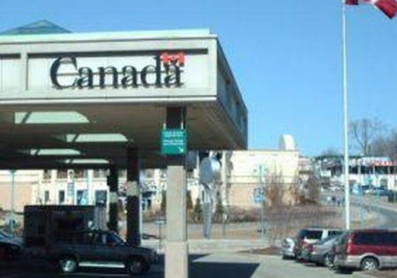 Vizele pentru Canada ar putea fi ridicate pentru români, bulgari şi cehi Vizele pentru Canada ar putea fi ridicate pentru români, bulgari şi cehi