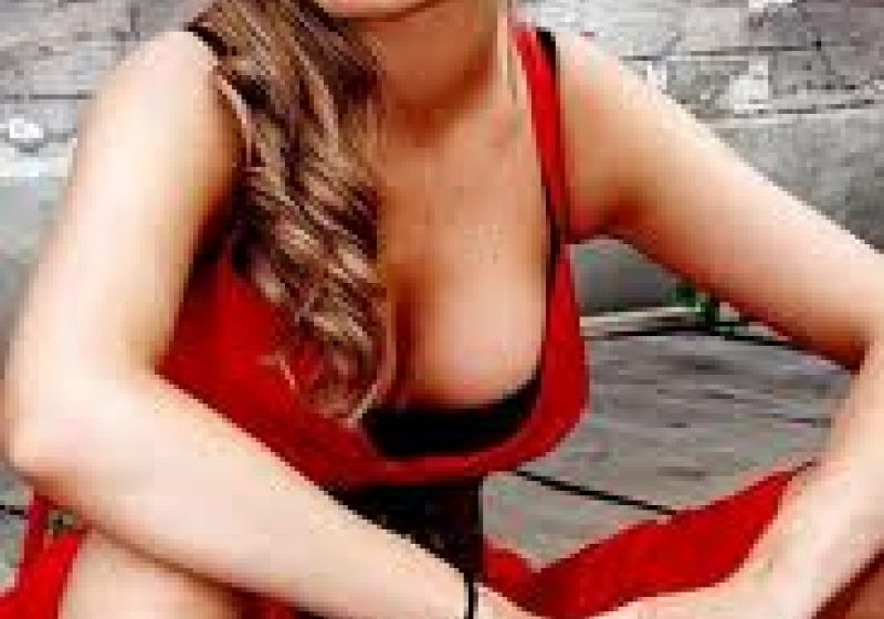Alexandra Stan a pierdut 80.000 de euro din cauza bătăii încasate de la managerul său, Marcel Prodan