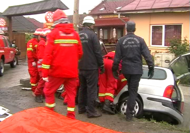 Băiuţ: ACCIDENT – Femeie rănită de un conducător auto aflat sub influenţa băuturilor alcoolice