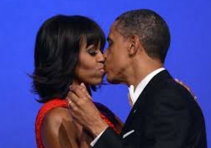 BOMBA! OBAMA se intalneste cu O PROSTITUATA