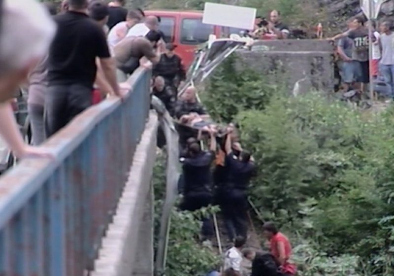 MAE: 18 persoane şi-au pierdut viaţa în tragicul accident din Muntenegru