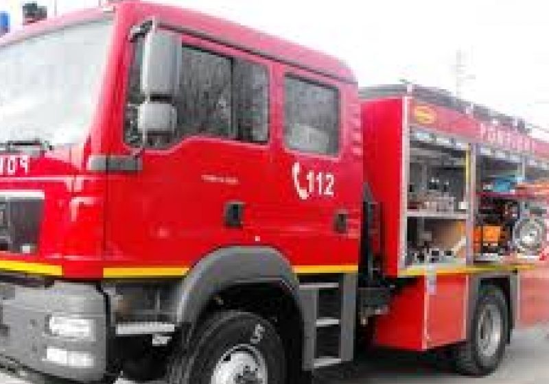 SIGHET: Casă în flăcări, pe strada Tisei. Focul a izbucnit de la un televizor