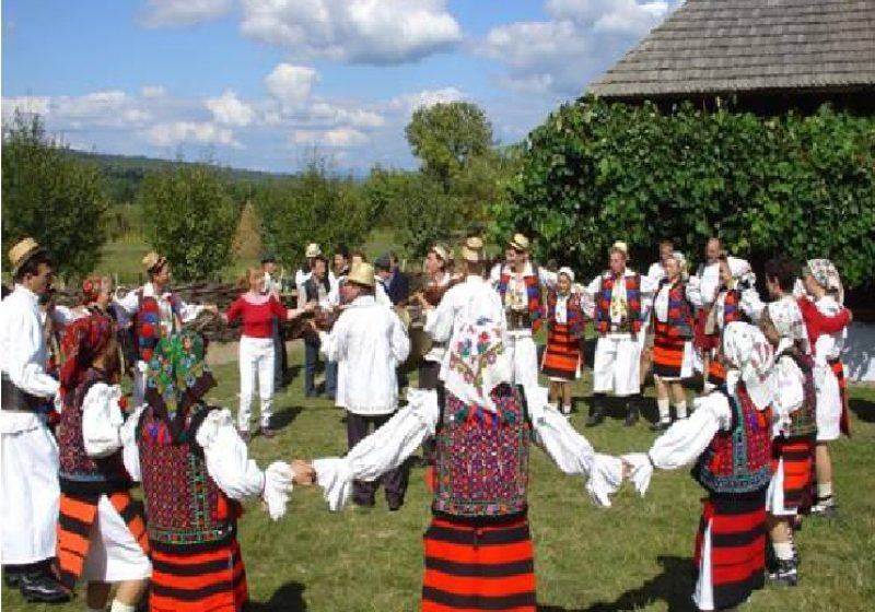 JOCUL SATULUI din HOTENI are loc azi de la orele 14.00