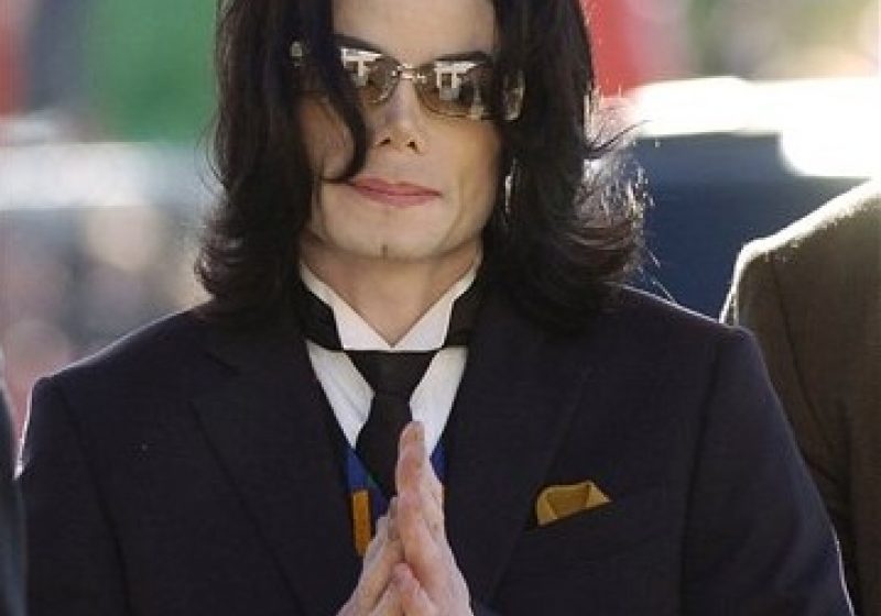 Imagini nemaivăzute cu dormitorul lui Michael Jackson după moartea starului, făcute publice de poliţie – GALERIE FOTO
