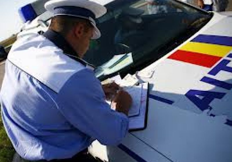 Maramureş: 21 de permise de conducere ridicate de poliţiştii maramureşeni Maramureş: 21 de permise de conducere ridicate de poliţiştii maramureşeni