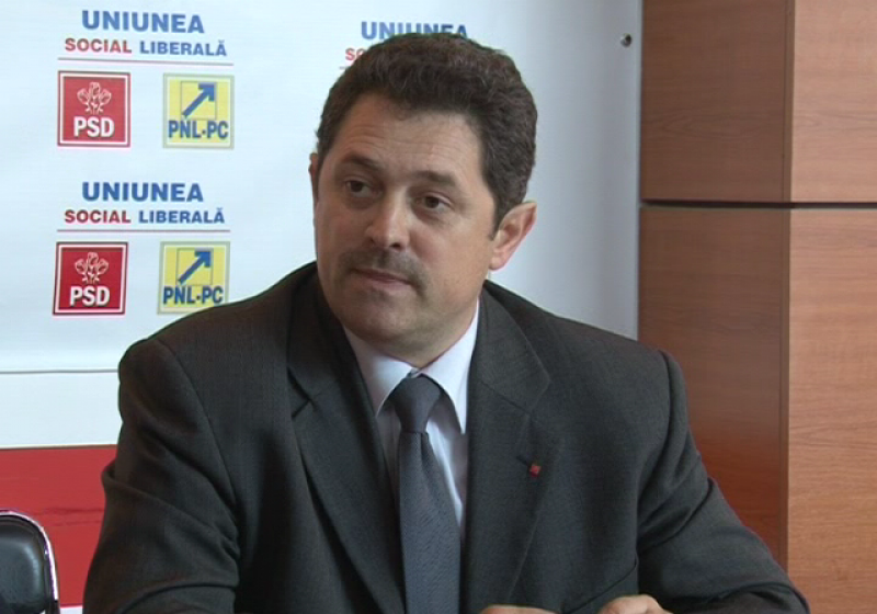 Senatorul Sorin Bota: "Anomaliile din sistemul administrativ trebuie stipulate legal în legislaţia bugetului. N-ai bani, nu angajezi!"