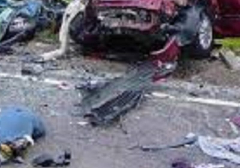 BREAKING NEWS! Încă un accident GROAZNIC în urmă cu câteva minute. Trei tiruri implicate. Victime multiple.
