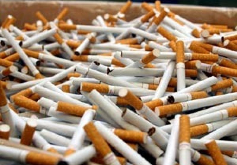 10.000 pachete ţigări confiscate şi patru cetăţeni români  cercetaţi pentru contrabandă