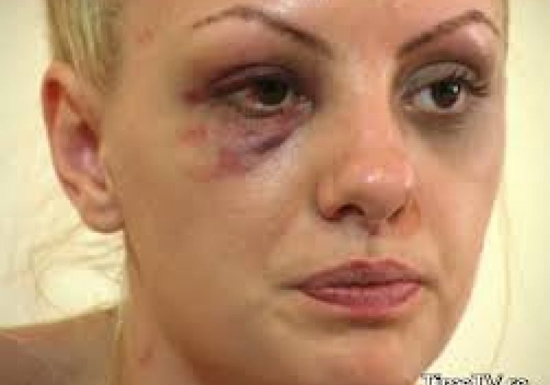 DECLARAŢIE POLITICĂ deputat Cornelia Negruţ: Cazul Alexandra Stan trebuie să înveţe româncele să se apere de violenţa în familie! DECLARAŢIE POLITICĂ deputat Cornelia Negruţ: Cazul Alexandra Stan trebuie să înveţe româncele să se apere de violenţa în familie!