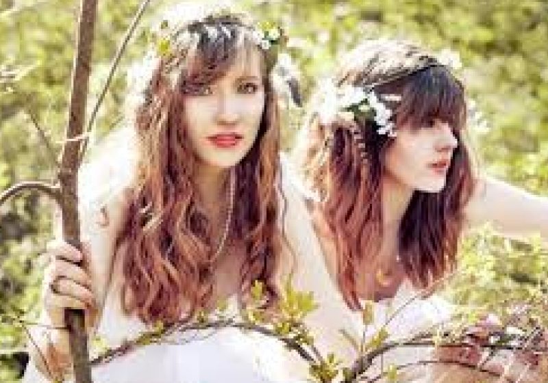 SÂNZIENELE. Potrivit tradiţiei, femeile măritate pot urma ritualuri pentru a avea copii