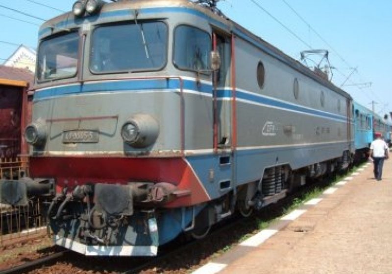 CANICULA dă peste cap traficul feroviar. Ce zone sunt afectate şi cât vor întârzia trenurile CANICULA dă peste cap traficul feroviar. Ce zone sunt afectate şi cât vor întârzia trenurile