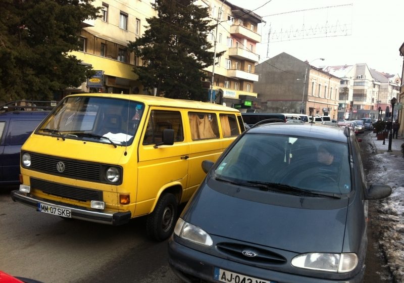 SIGHET: Cum rezolvăm problema parcărilor din oraş? Află care e soluţia găsită de primarul Ovidiu Nemeş