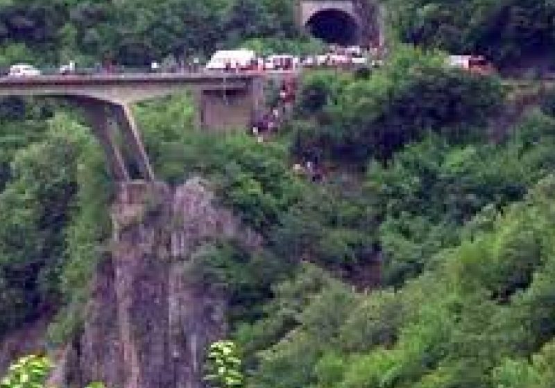 PRIMELE CONCLUZII ale anchetei accidentului din Muntenegru: Viteza autocarului era de 80 de kilometri pe oră, dublu faţă de limita admisă PRIMELE CONCLUZII ale anchetei accidentului din Muntenegru: Viteza autocarului era de 80 de kilometri pe oră, dublu faţă de limita admisă