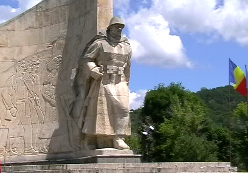 Baia Mare: Jandarmii maramureşeni, la Ziua Eroilor Baia Mare: Jandarmii maramureşeni, la Ziua Eroilor