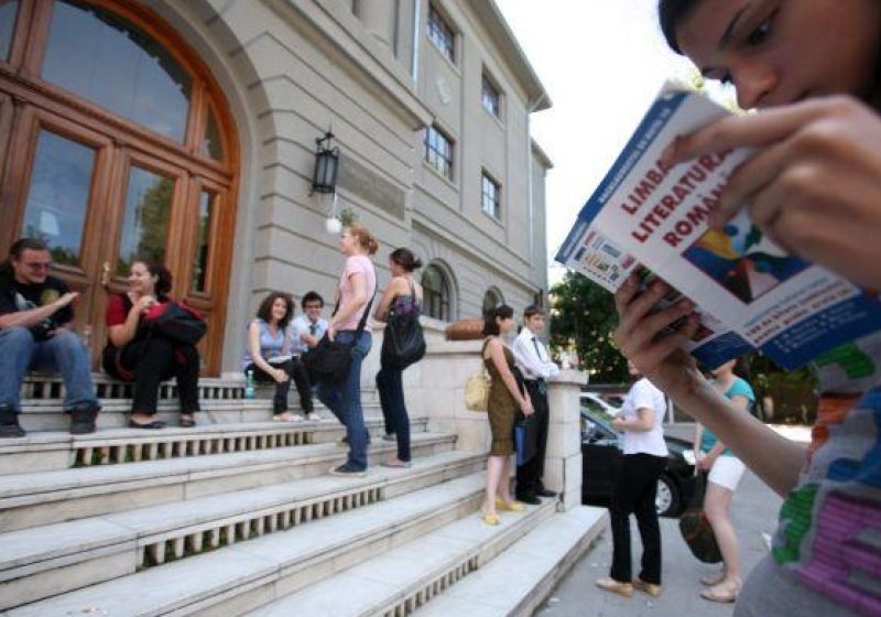 82% dintre români ar prefera ca Bacalaureatul să fie promovat de mai puţini elevi, dar bine pregătiţi 82% dintre români ar prefera ca Bacalaureatul să fie promovat de mai puţini elevi, dar bine pregătiţi