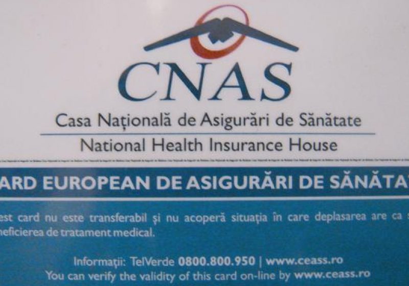 Reprezentanţii medicilor de familie: Cardul de sănătate poate fi eliberat titularului doar de emitent – CNAS
