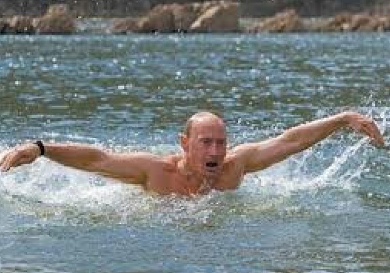 Cea mai recentă aventură a lui Putin: preşedintele rus s-a scufundat cu un submersibil în Marea Baltică