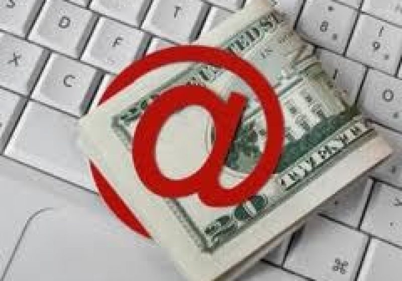 Comerţul pe internet între marile pieţe va creşte de 3 ori până în 2018. Care vor fi cele mai căutate produse