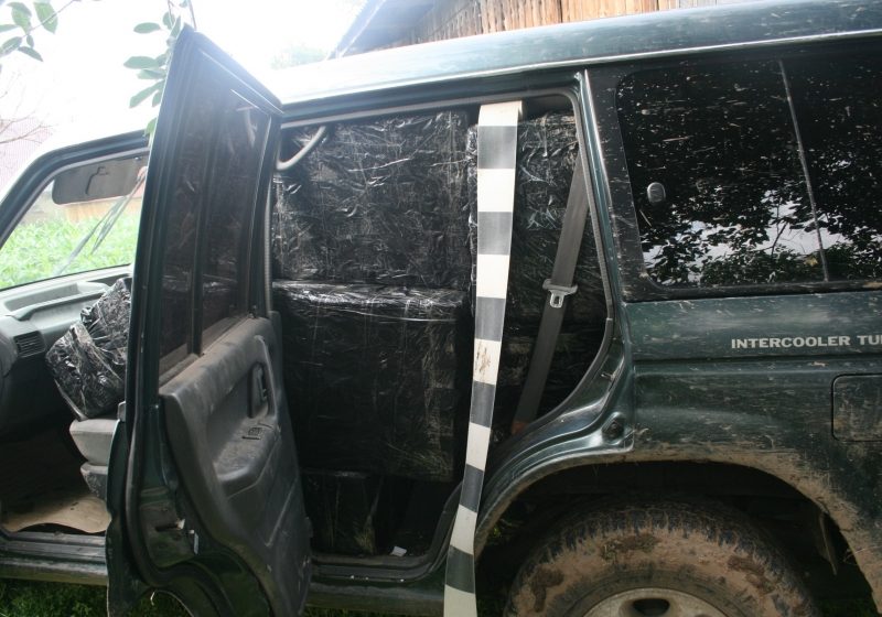 Ţigări în valoare de peste 170.000 lei confiscate la frontiera cu Ucraina